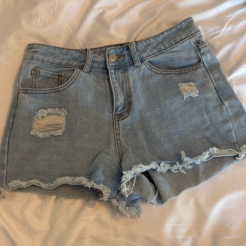 Le Lis Light Washed Denim Shorts - Size S